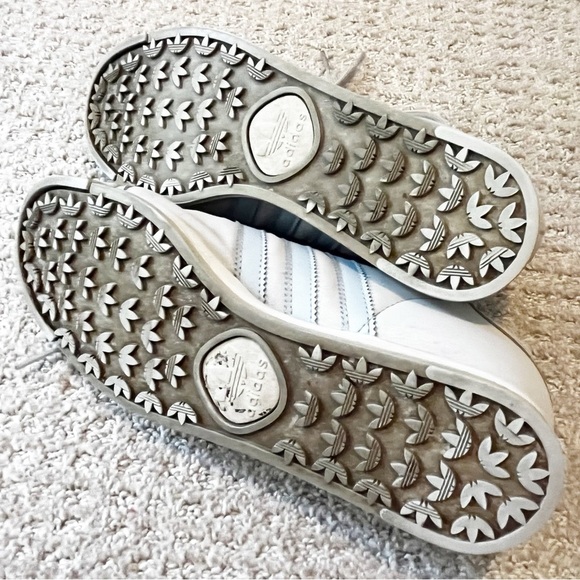 Adidas Samoa Gray Sneakers w Light Blue Stripes Sneaks Women Sz 7.5 Athletic - Picture 7 of 8